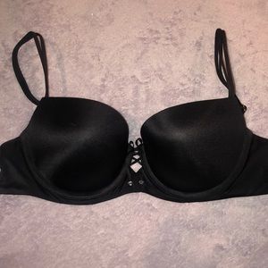 Black push up bra